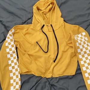 Hooded long sleeve crop